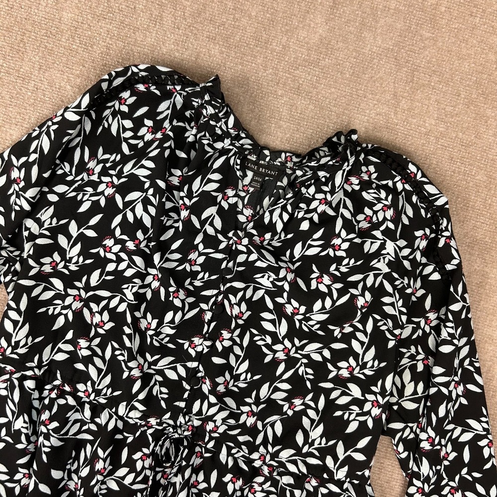 Lane Bryant Blouse Top Women 14/16 Black White Floral Lace Trim Tie Waist Button